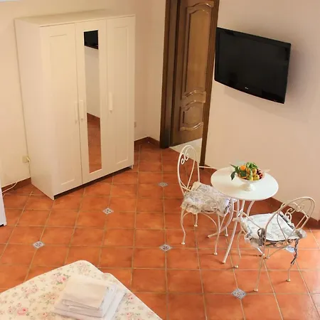 Country Chic Bed & Breakfast Vico Equense